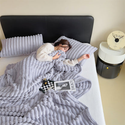 Luxury Faux Rabbit Fur Throw Blanket – Ultra Soft & Cozy